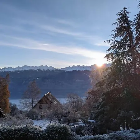 Maison Familiale En Montagne Avec Vue Merveilleuse Sur Le Massif De Belledonne Holiday home Saint-Bernard (Isere)