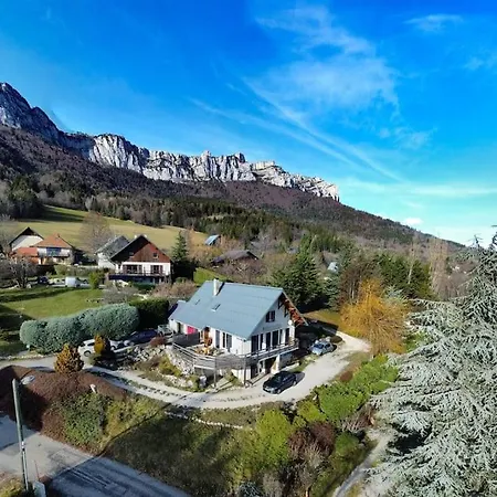 Holiday home Maison Familiale En Montagne Avec Vue Merveilleuse Sur Le Massif De Belledonne Saint-Bernard (Isere)