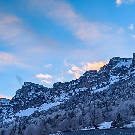 Holiday home Maison Familiale En Montagne Avec Vue Merveilleuse Sur Le Massif De Belledonne